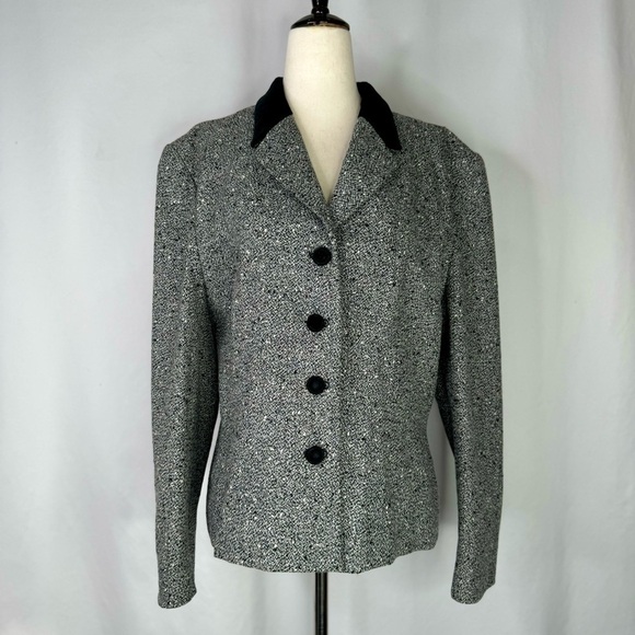 Pendleton Jackets & Blazers - Vintage Pendleton jacket black white tweed wool blend made in USA velvet 12